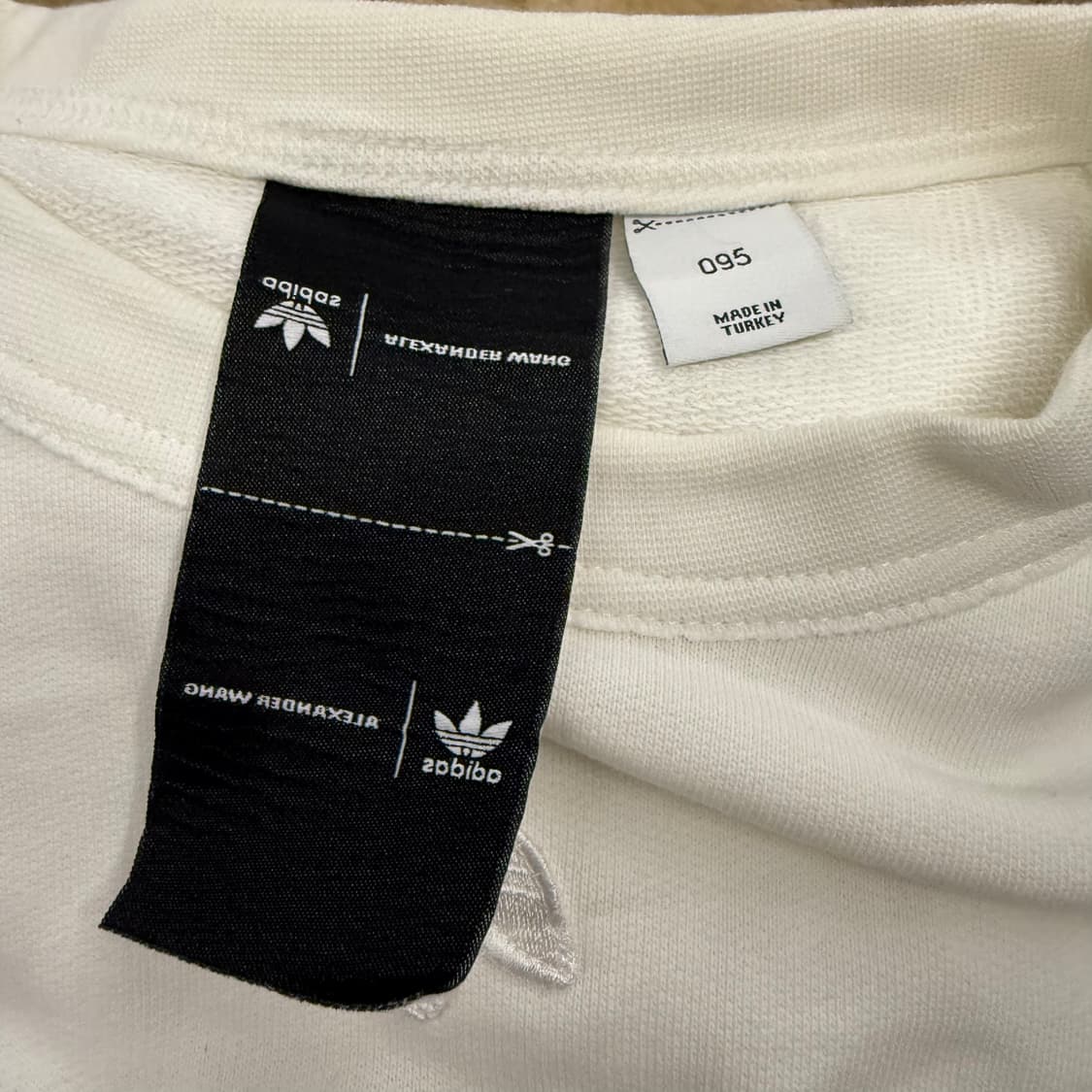 알렌산더 맥퀸 아디다스 화이트 맨투맨 95 상품이미지5