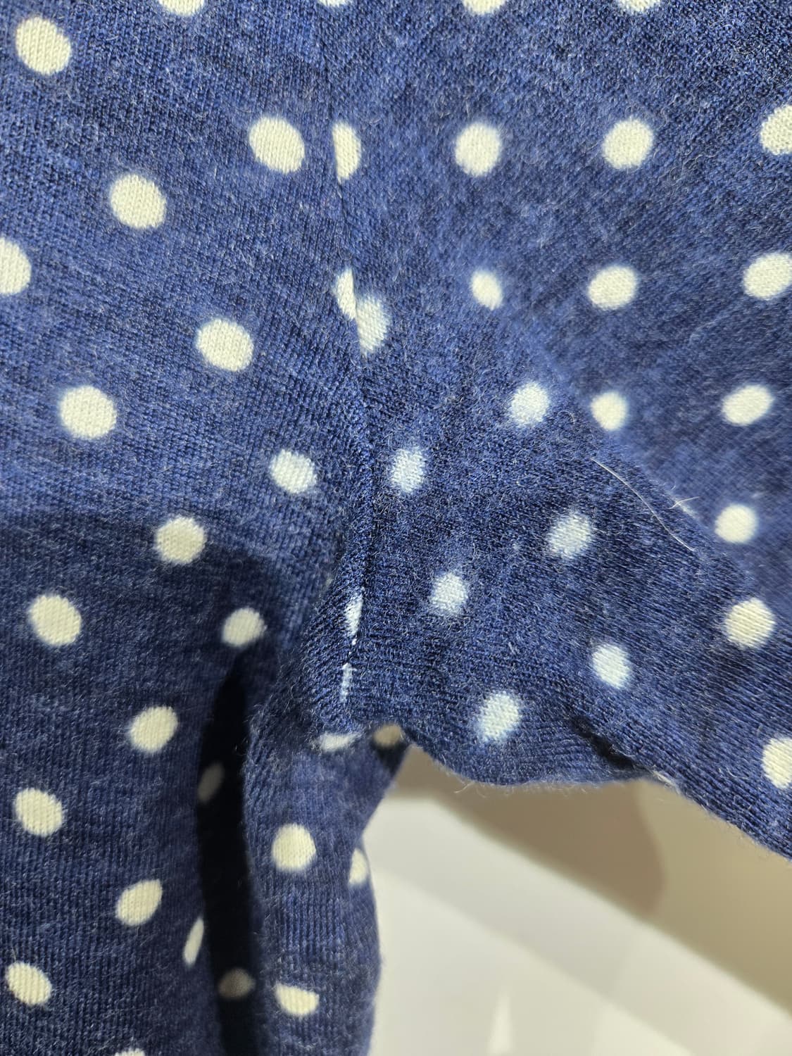 꼼데가르송 네이비 도트 긴팔 티셔츠 상품이미지8