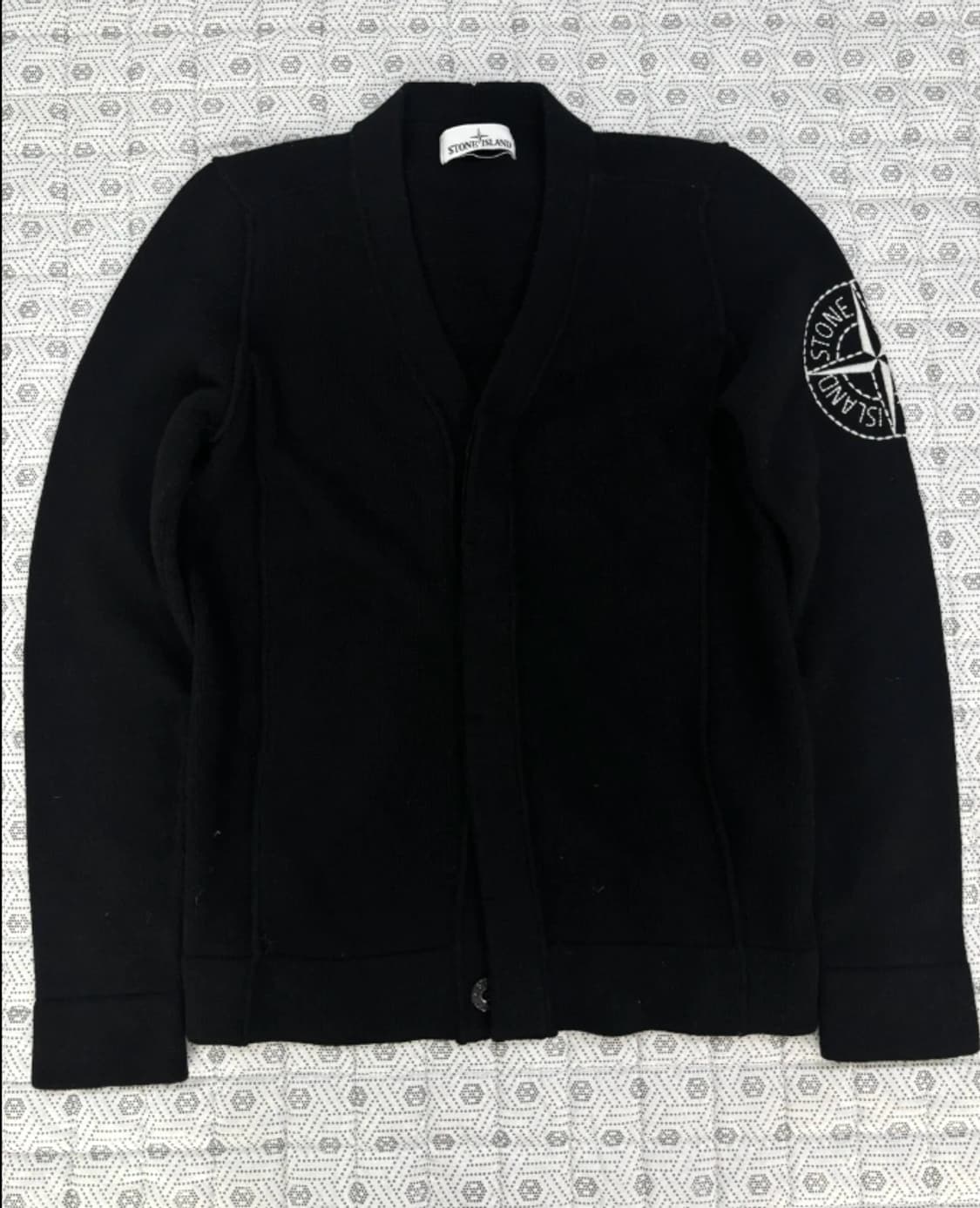 정품 스톤아일랜드 블랙 가디건 남90 여55반 상품이미지3