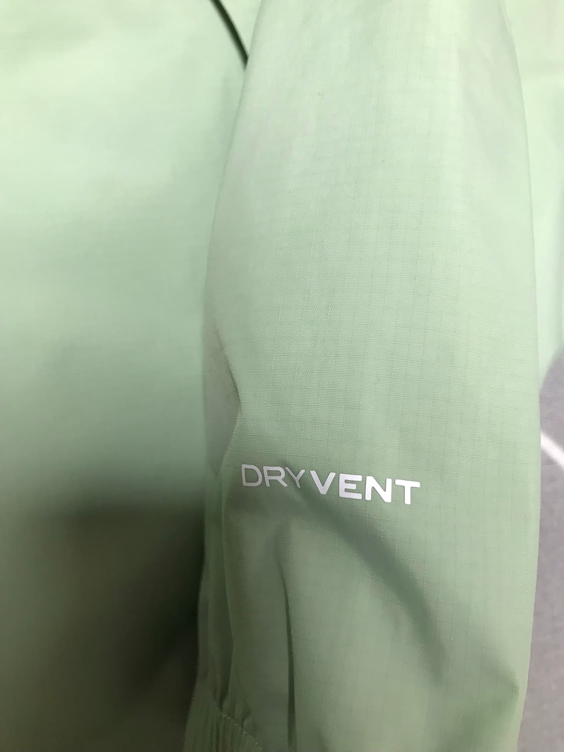 노스페이스 여성 바람막이  상품이미지2