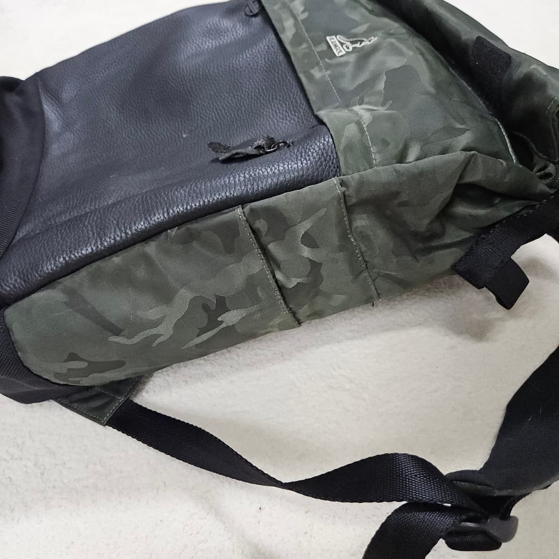 캉골 카모 롤탑 백팩 급처 상품이미지9