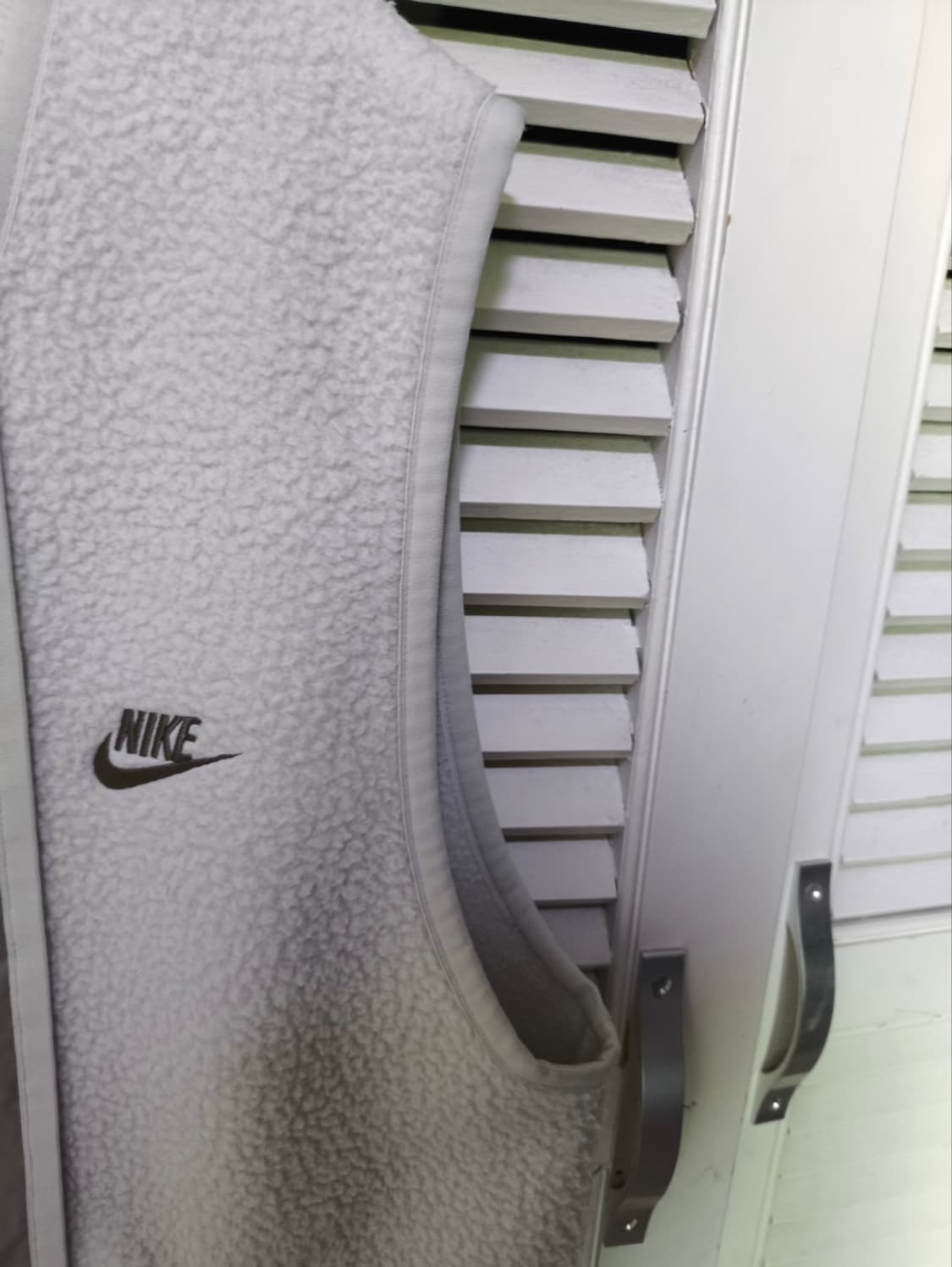 L 나이키 에센셜 세르파 베스트자켓 바닐라크림 조끼 상품이미지4