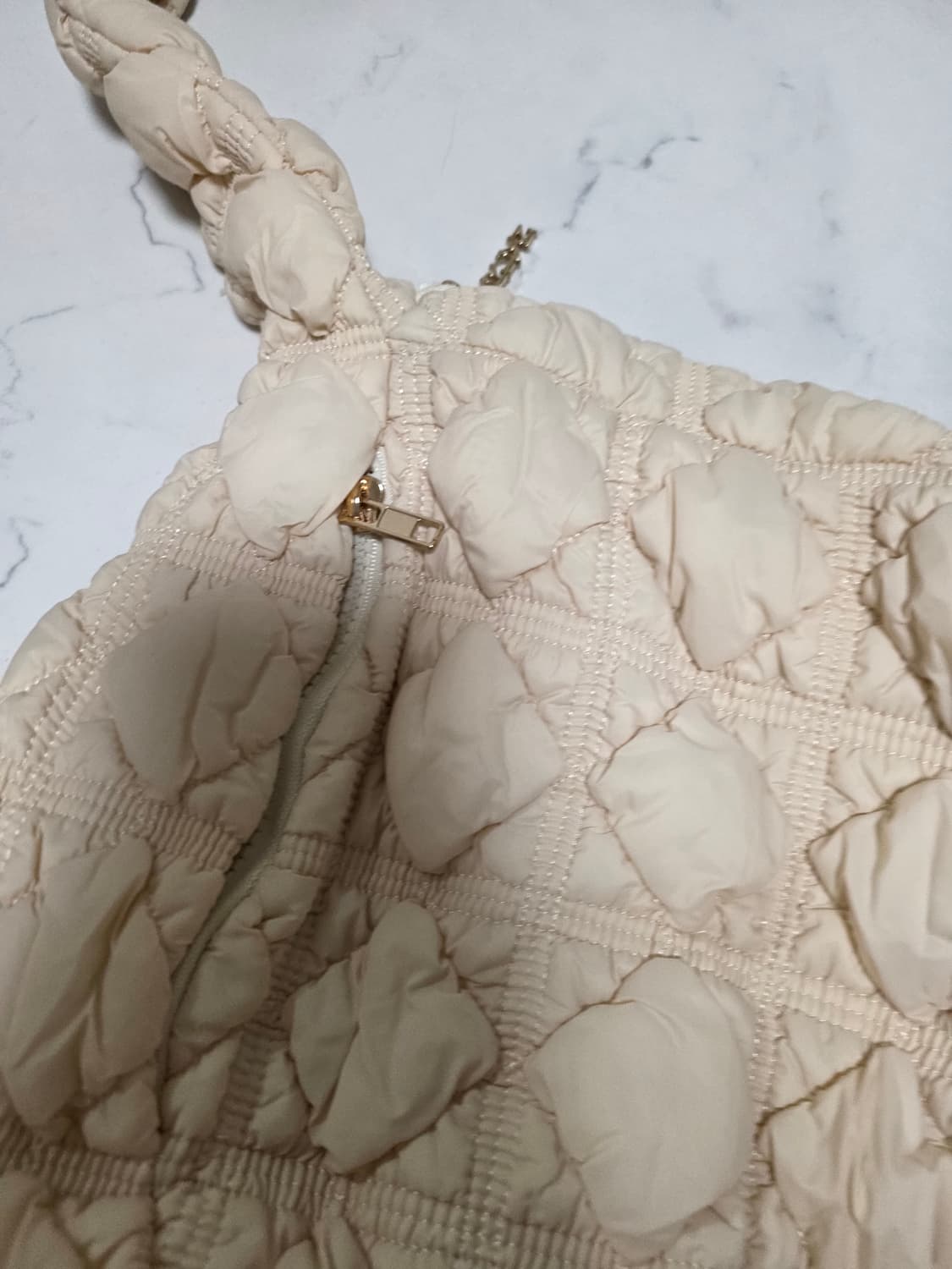 칼린 소프트 코지 백 L 상품이미지2