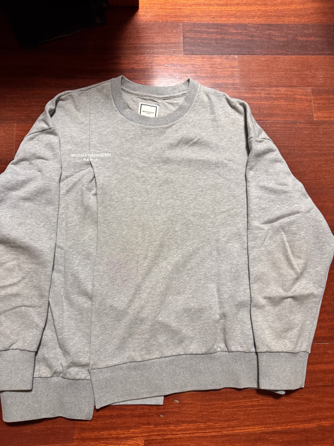 우영미 절개 맨투맨 상품이미지1