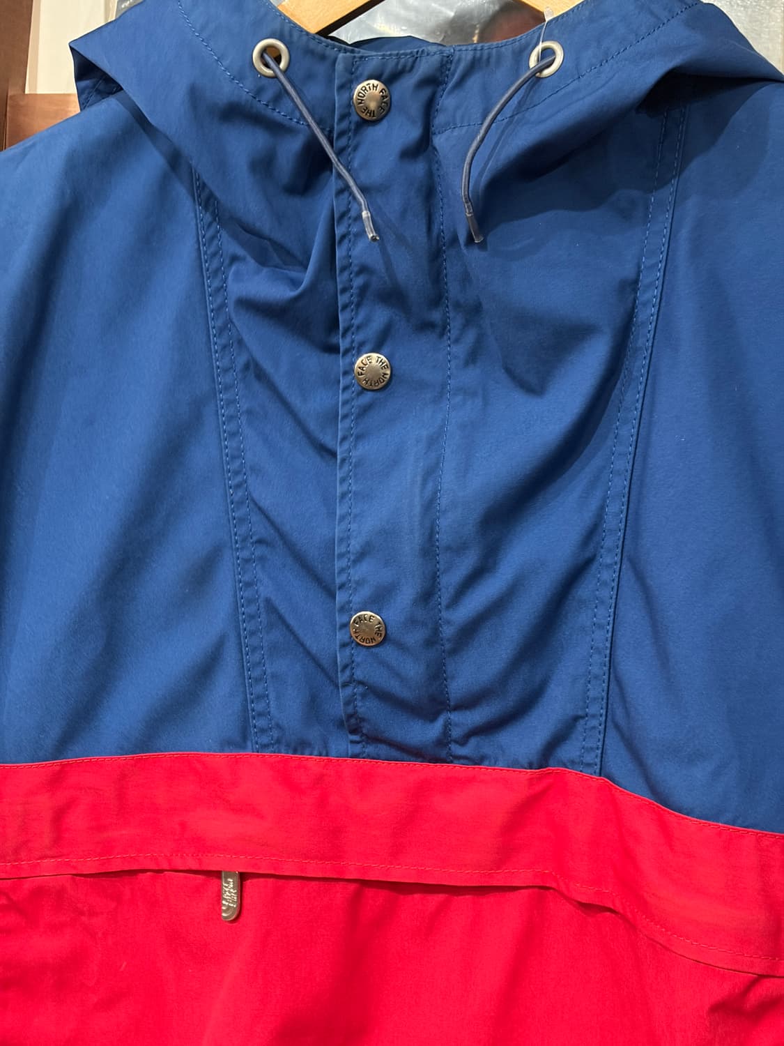 노스페이스 퍼플라벨 투톤 마운틴 윈드 파카  상품이미지3