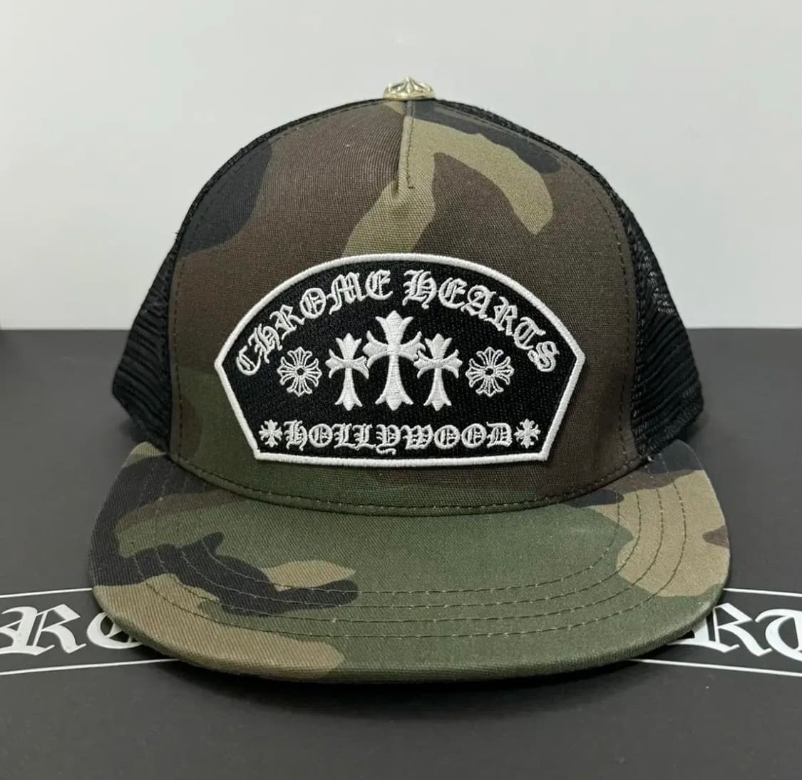 크롬하츠] 카모 메쉬 트러커 햇 (Chrome Hearts King Ta 상품이미지1