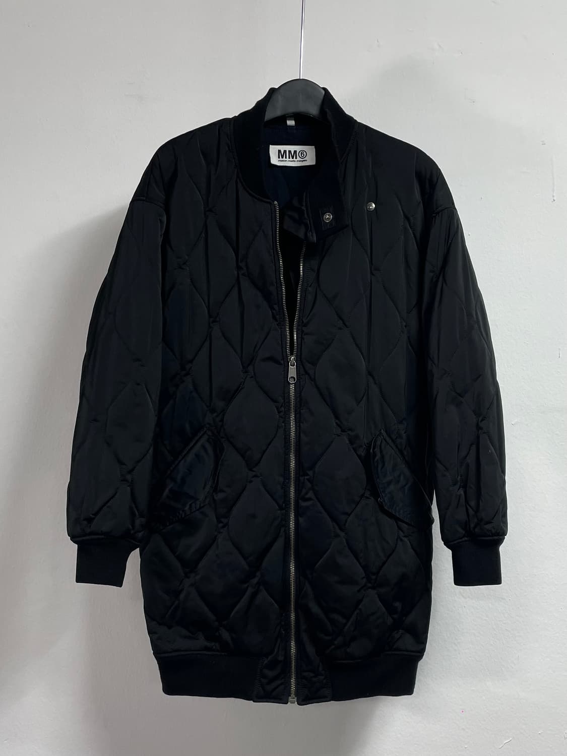 MM6 마르지엘라 언발란스 롱 퀼팅 자켓 (on.207) 상품이미지1