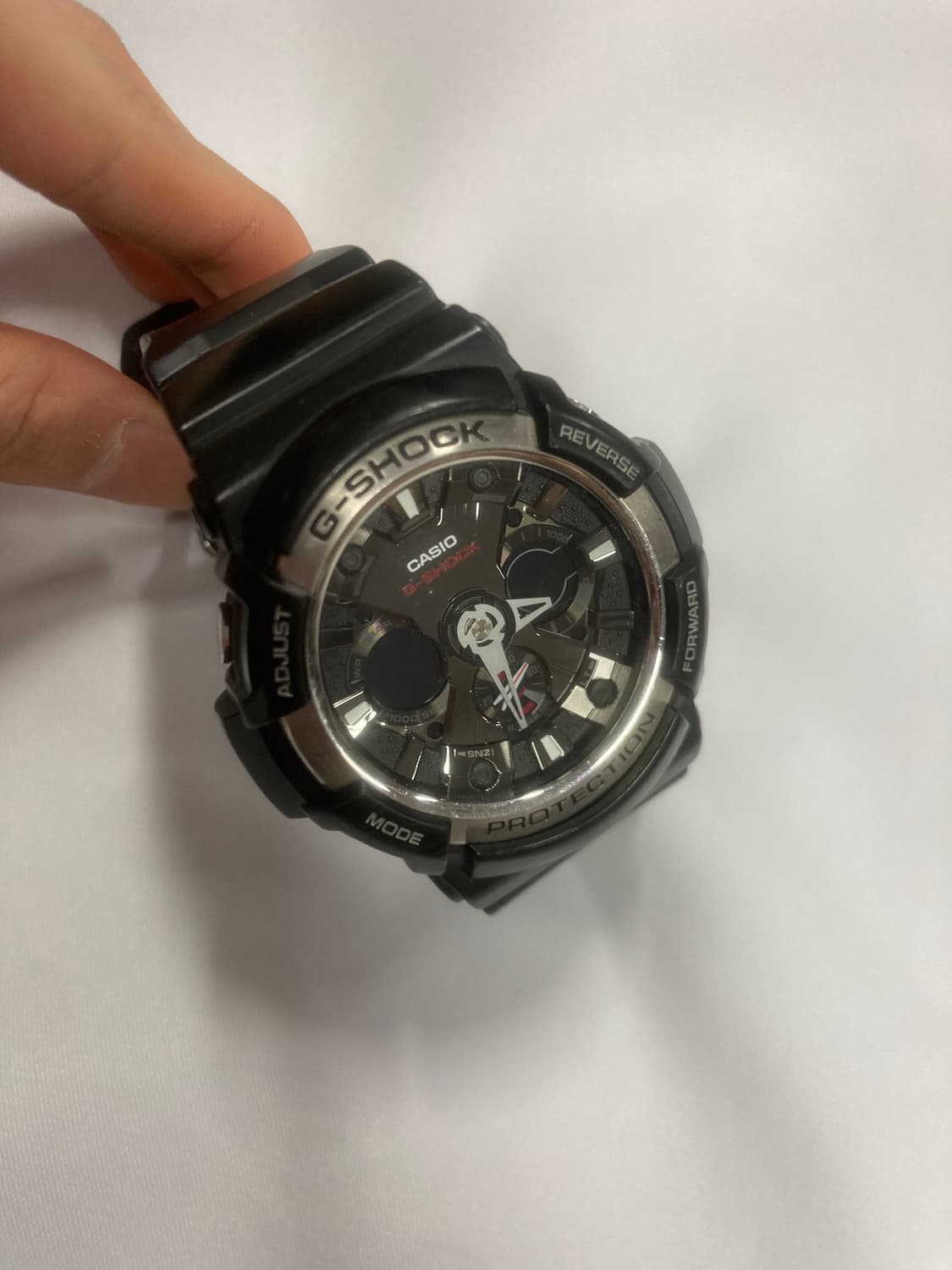 카시오 지샥 GA-200 블랙/실버 상품이미지1