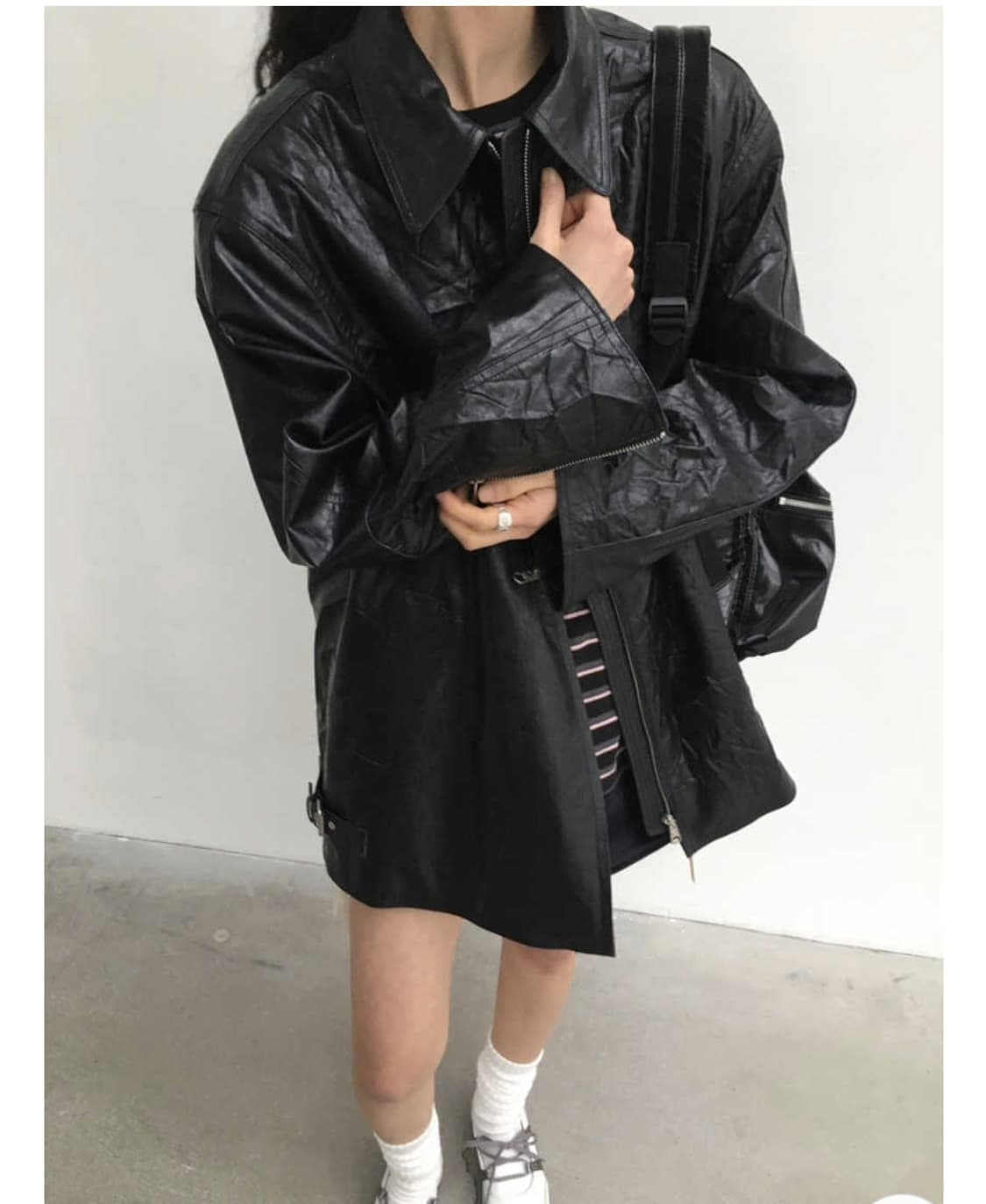 Shop.WeAre 위아 비건 레더 사이드버클 자켓 F 상품이미지4