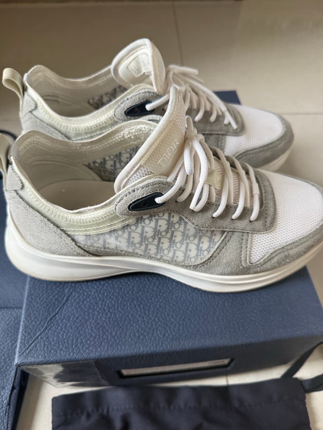 [당일출고,42사이즈] 디올 B25 오블리크 스니커즈 풀박스 상품이미지3