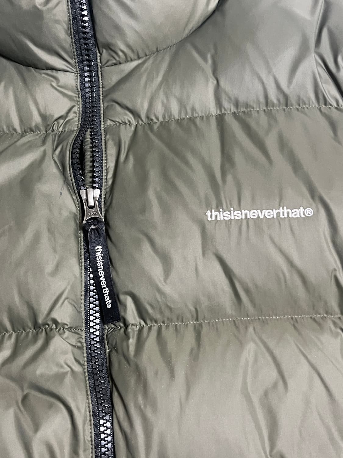 디스이즈네버댓 패딩 카키 올리브색 경량패딩 상품이미지2