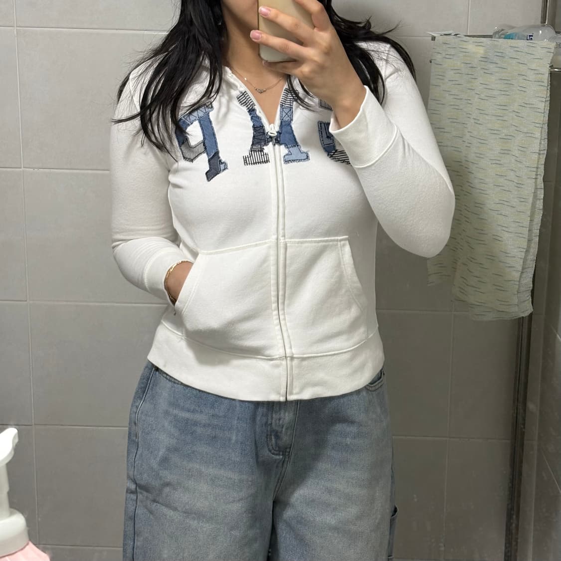 유일매물) 갭 데님 패치로고 딱붙 후드집업 (화이트) 상품이미지1