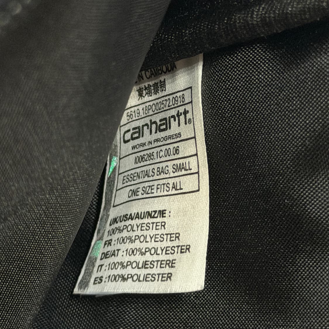 칼하트 WIP 네이비 포켓 에센셜백 크로스백 가방 상품이미지5
