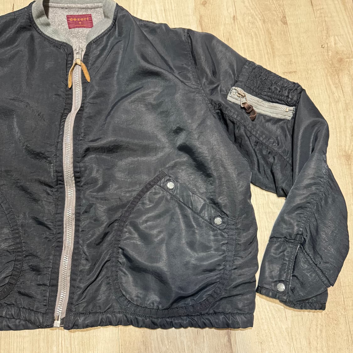 DEZERT+ 80s MA-1 나일론 블루종 (레드라벨) 상품이미지10