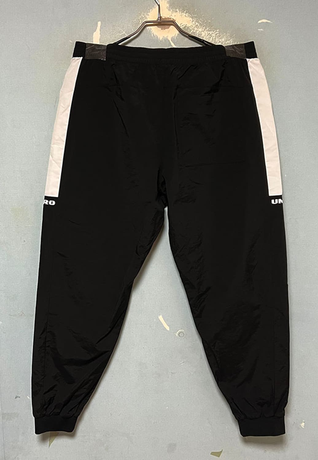 umbro 엄브로 EXY 남자 우븐 조거팬츠 새상품 춘하복 XL 34 상품이미지2