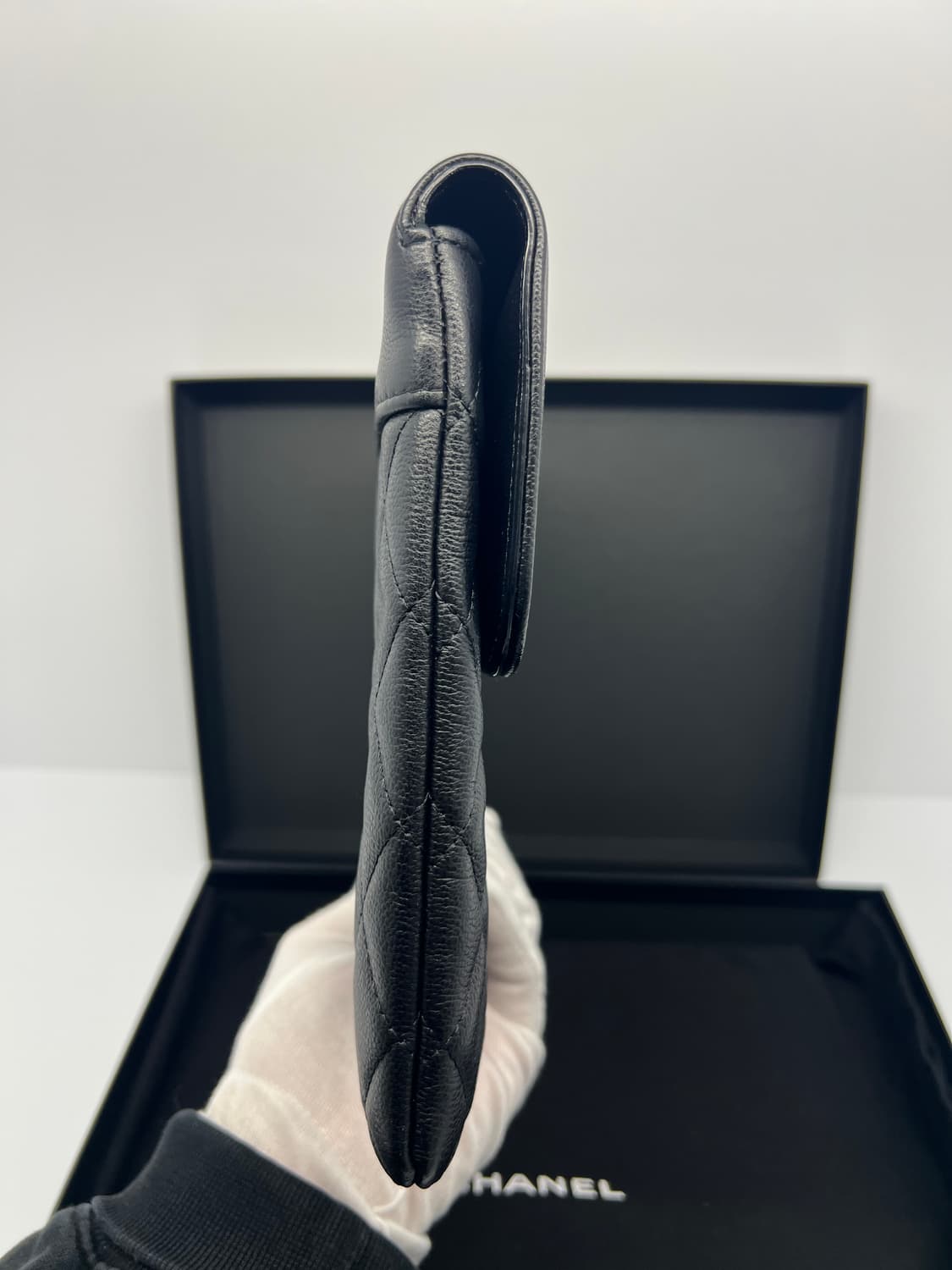 샤넬 캐비어 플랩 클러치 31번대 풀구성 상태최상 상품이미지4