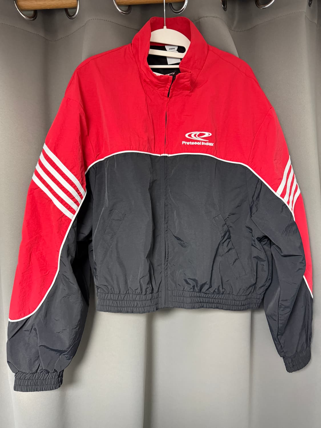 프로토콜 인덱스 트랙 자켓 레드 상품이미지1