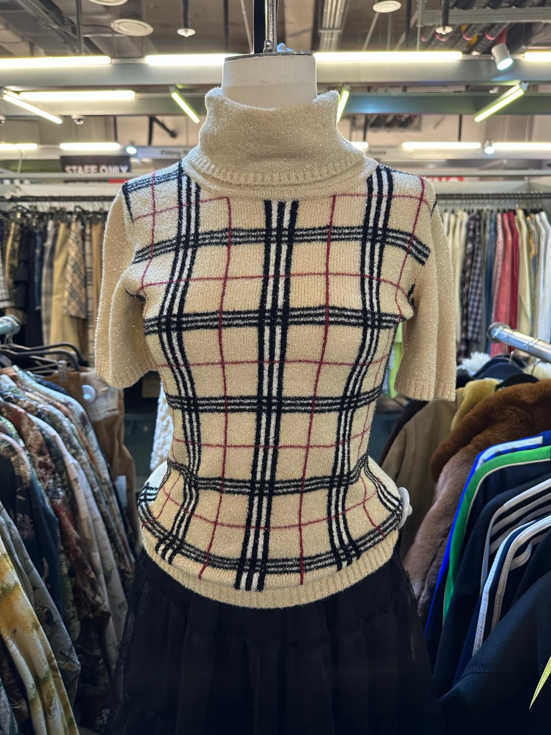 BURBERRY 버버리 노바체크 실버글리터 반팔니트 상품이미지2