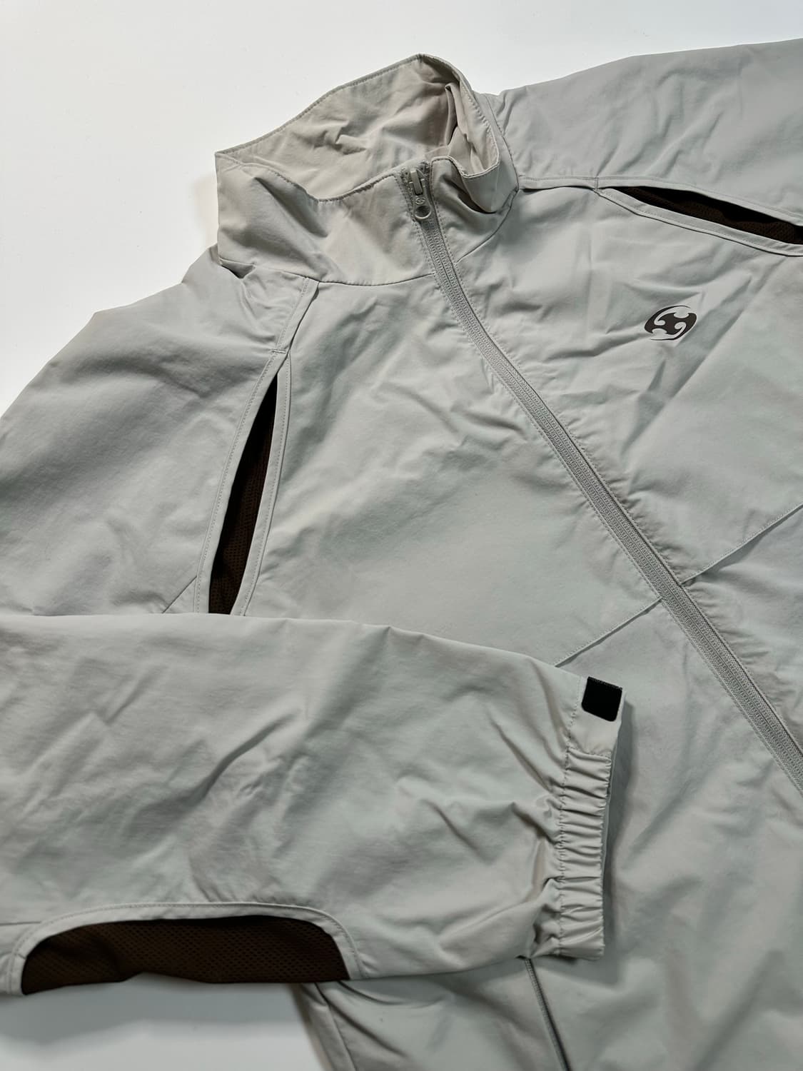 산산기어 슬래쉬 슬릿 바람막이 자켓 상품이미지1