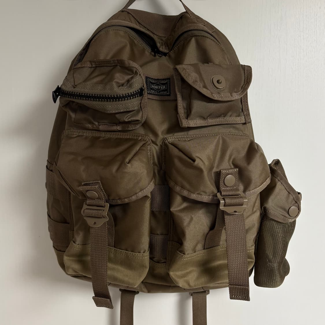 요시다포터 데이팩 파우치 베이지 상품이미지1