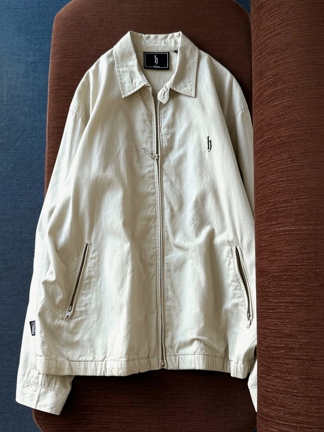 Logo point cotton loose blouson 상품이미지1