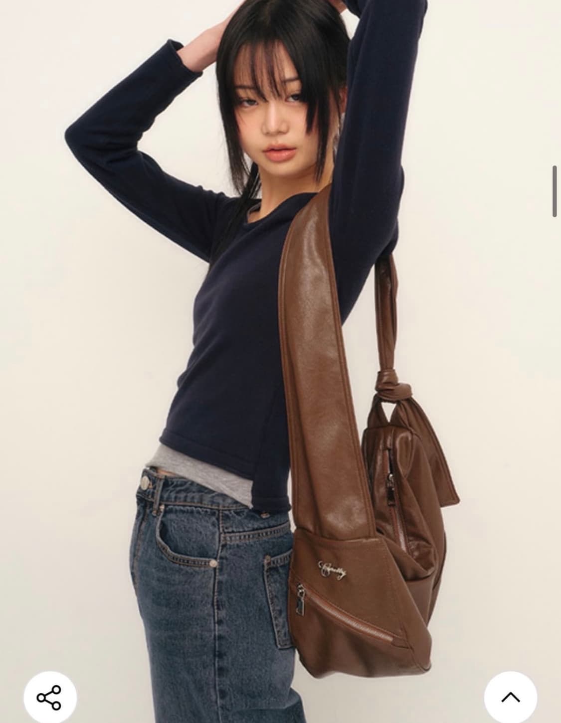 큐리티 c loose faux leather bag brown  상품이미지4