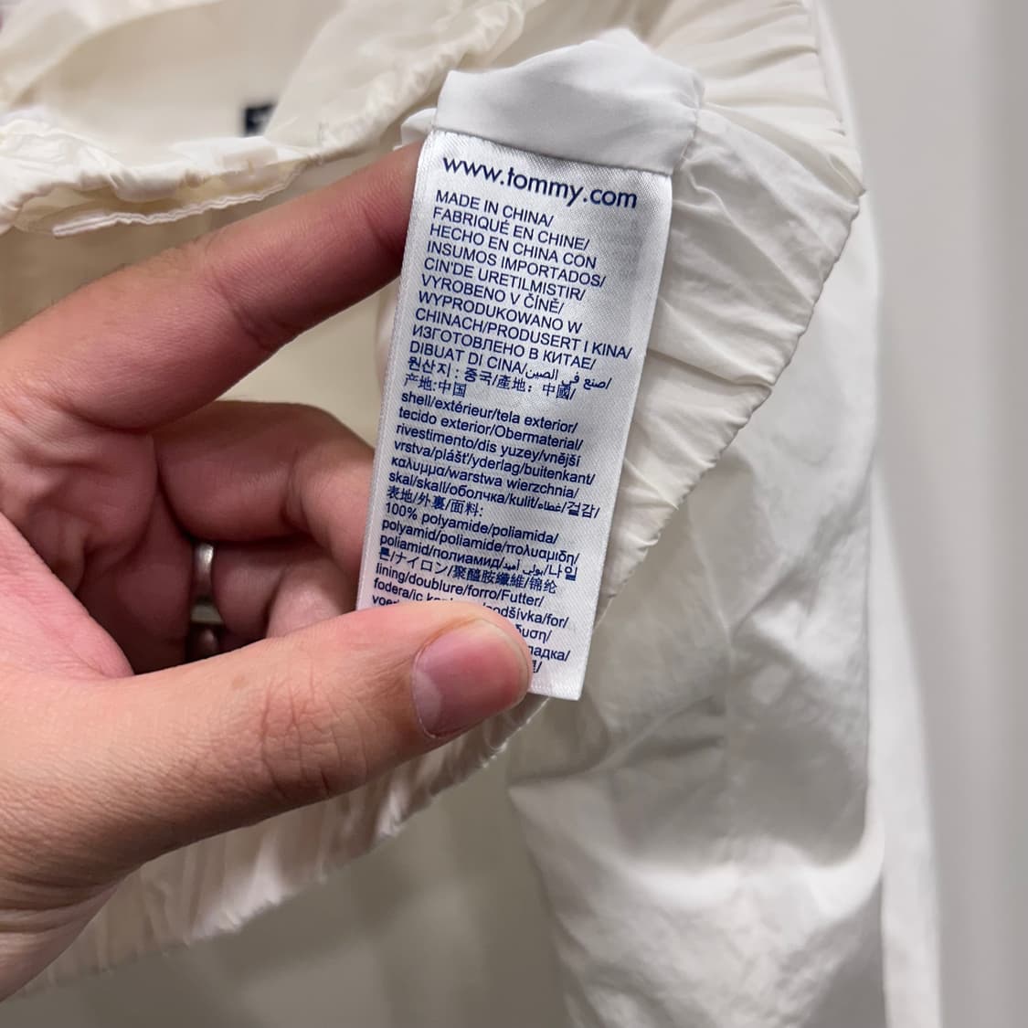 타미 진스 와펜로고 하이넥 크롭 바람막이 상품이미지4