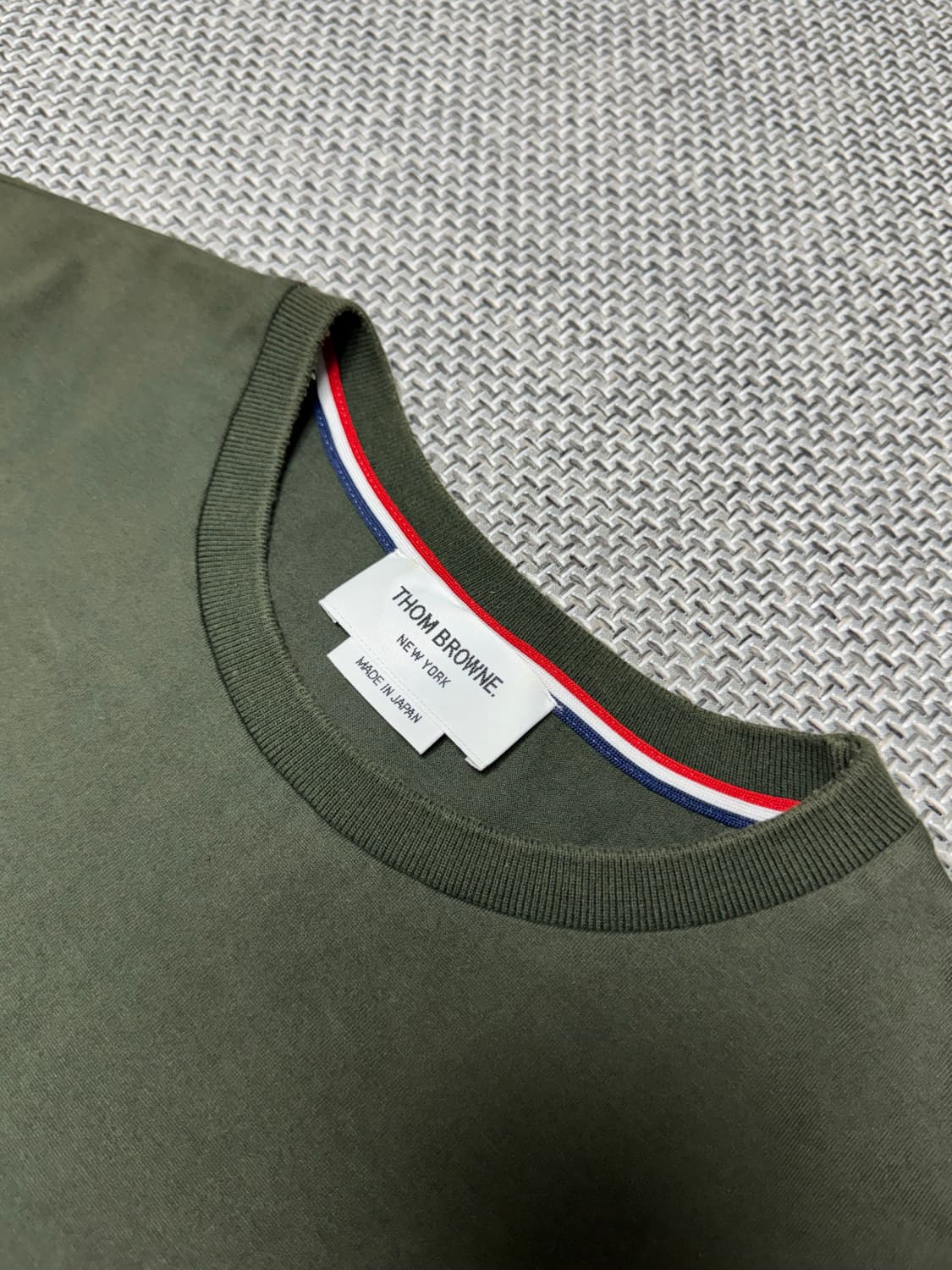 톰브라운 반팔 티셔츠 상품이미지2