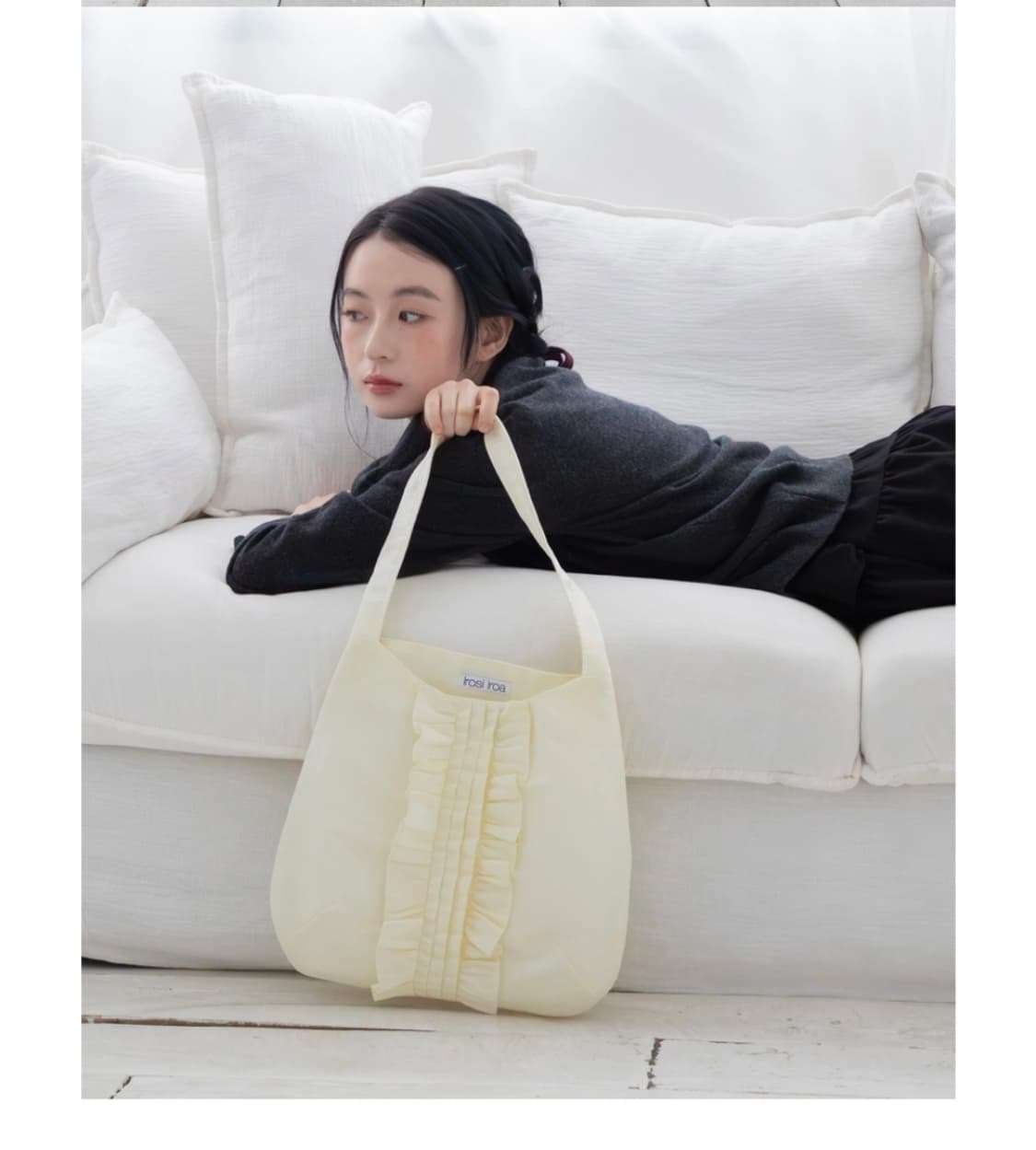 (구해요)이로시이로아 커튼 프릴백 삽니다 Irosi Iroa 상품이미지2