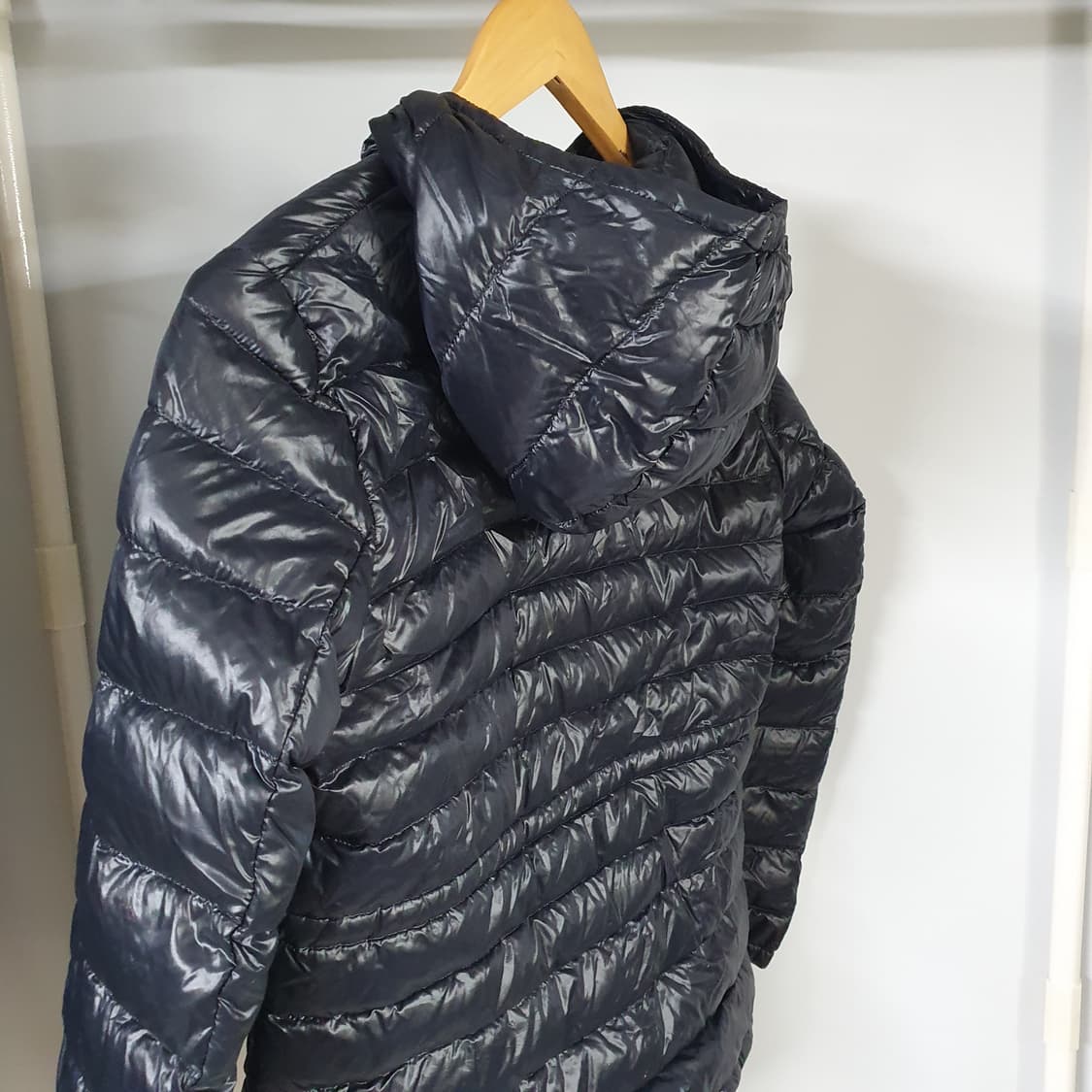 유니클로 경량 후드 집업 상품이미지2