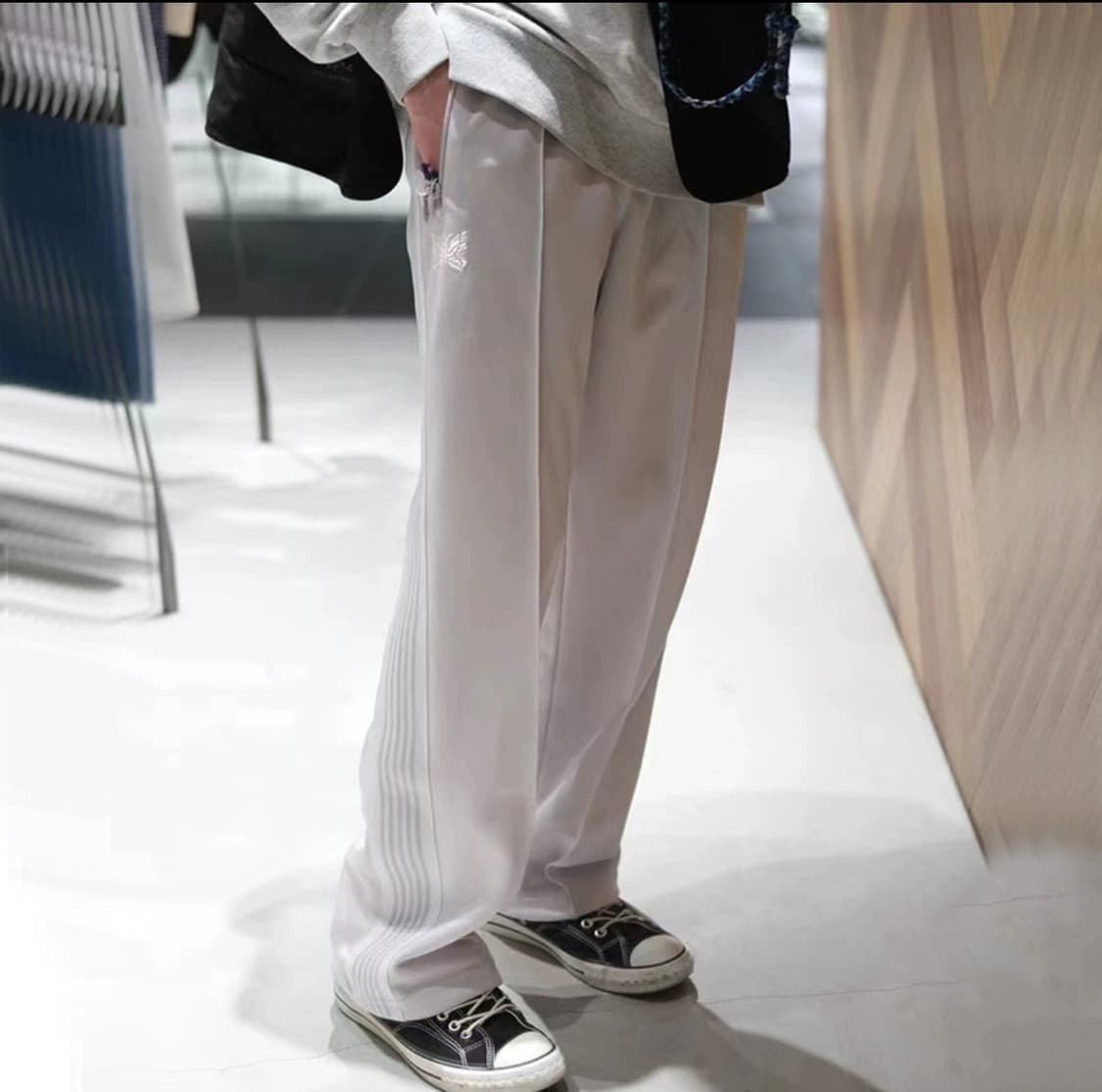 니들스 트랙팬츠 새상품 상품이미지2