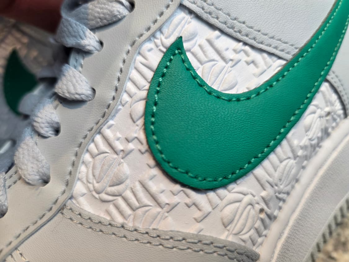 나이키 에어 포스 1 '07 퓨어 플래티넘 스타디움 그린 상품이미지6