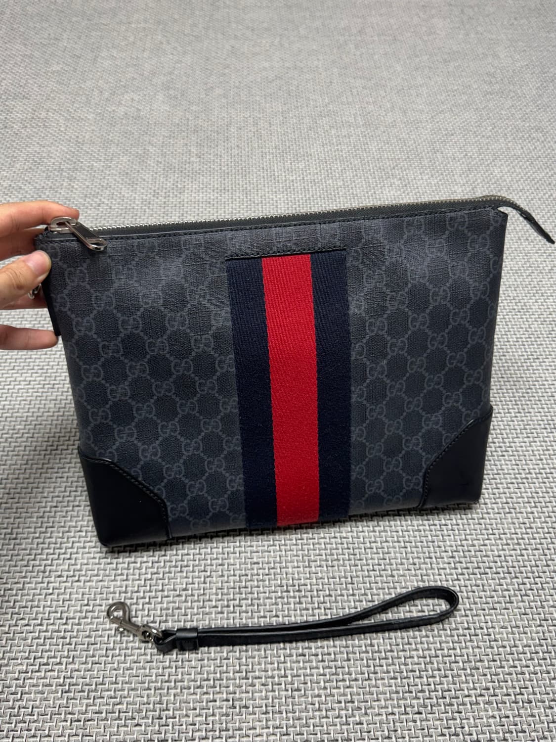 구찌 웹삼선 클러치 상품이미지1