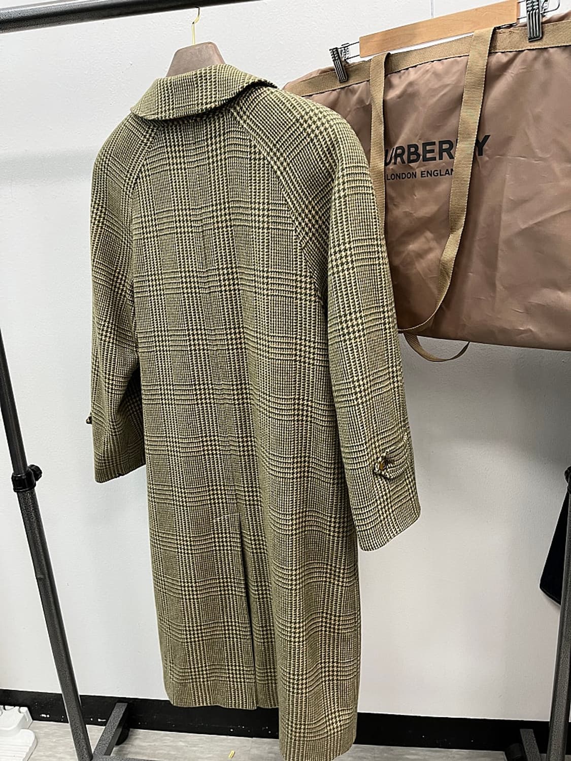 여) 버버리 올리브그린 카멜100% 발마칸코트  상품이미지5