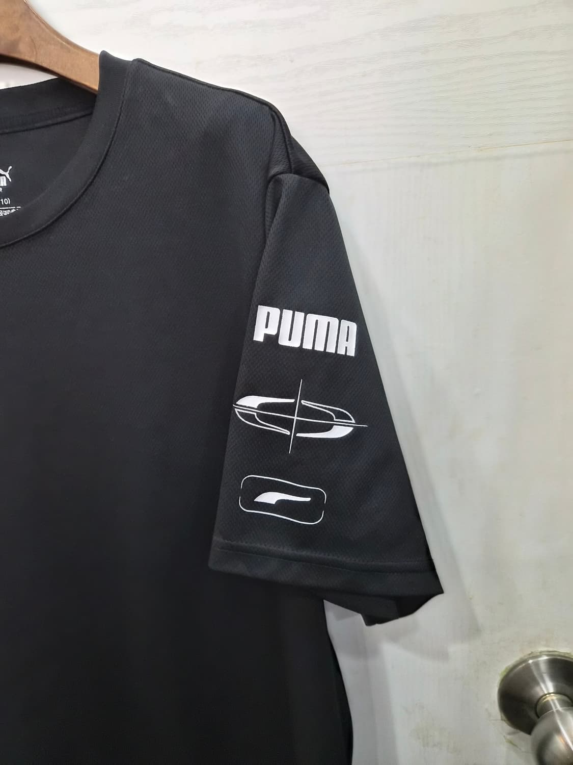 XL,110 )) PUMA 푸마 반팔티셔츠! 팔 옆로고~ 디자인 예뻐요 상품이미지3