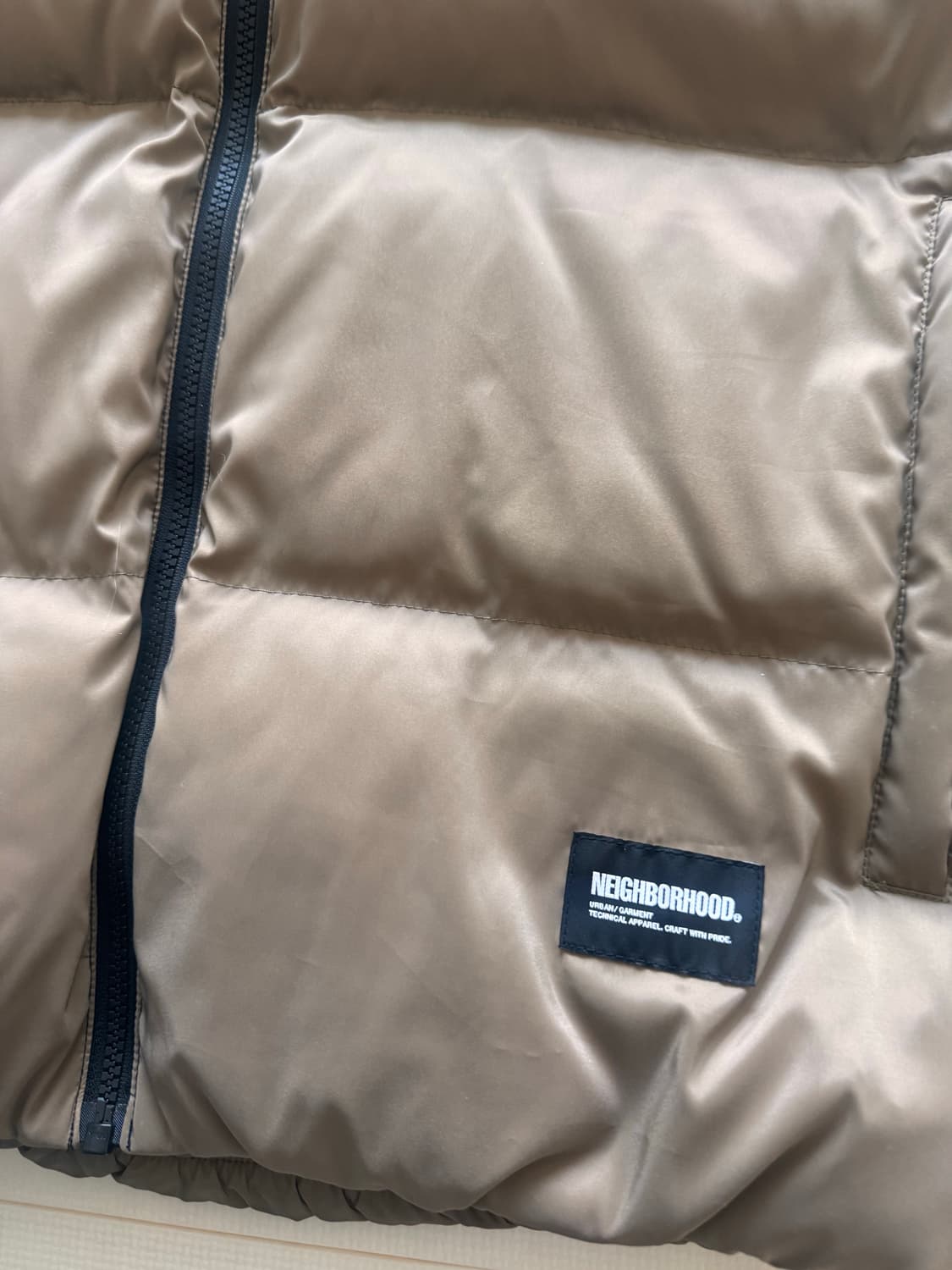 Neighborhood Classic Down Vest 블랙 베이지 상품이미지4