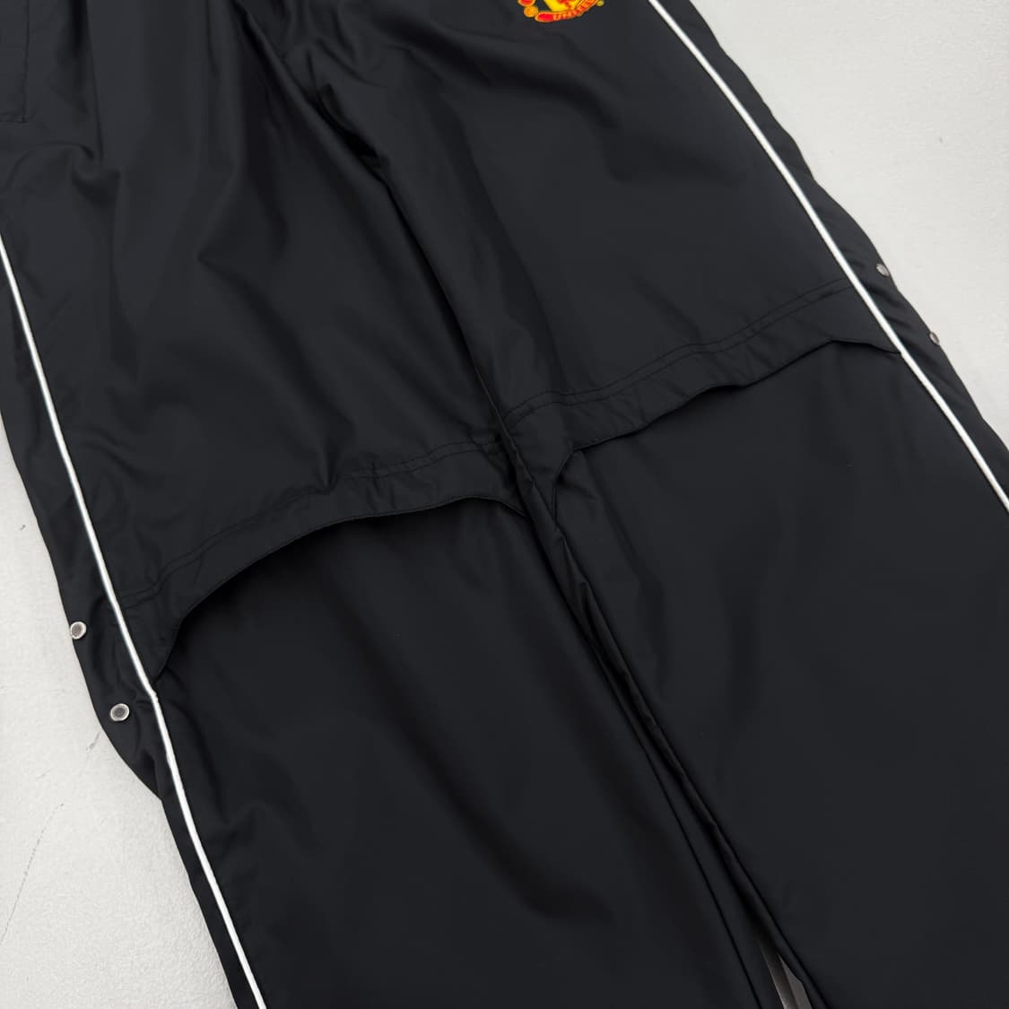 맨체스터유나이티드 맨유 올드스쿨 바람막이 트랙팬츠 상품이미지4
