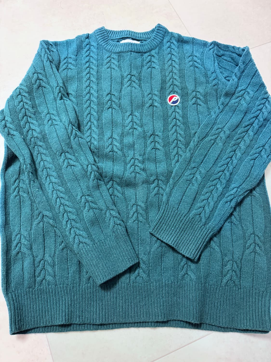(중고/L) 팔라스 21ss 케이블니트 그린 L 상품이미지2
