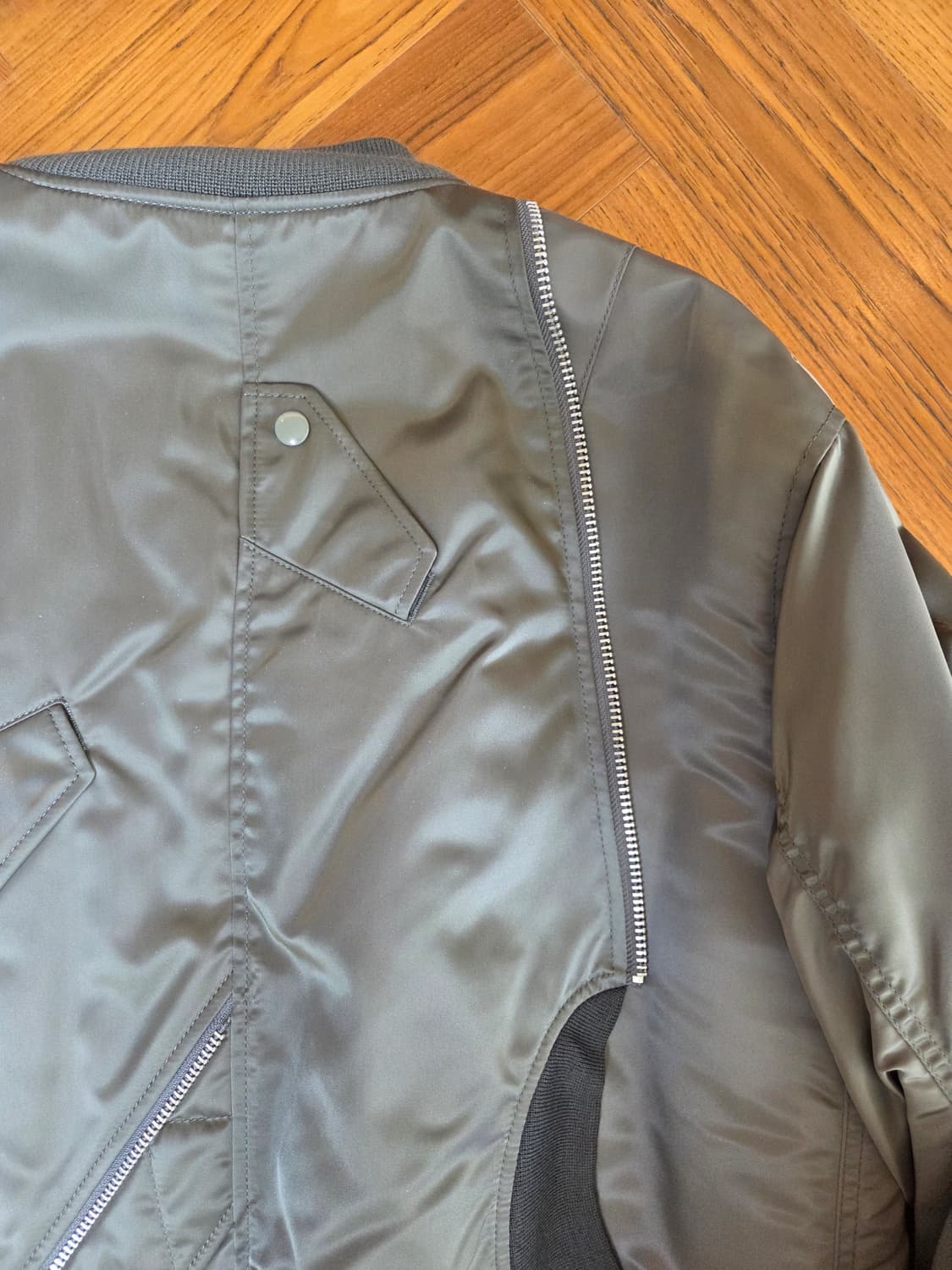 언더커버 Re-done MA-1 자켓 상품이미지9