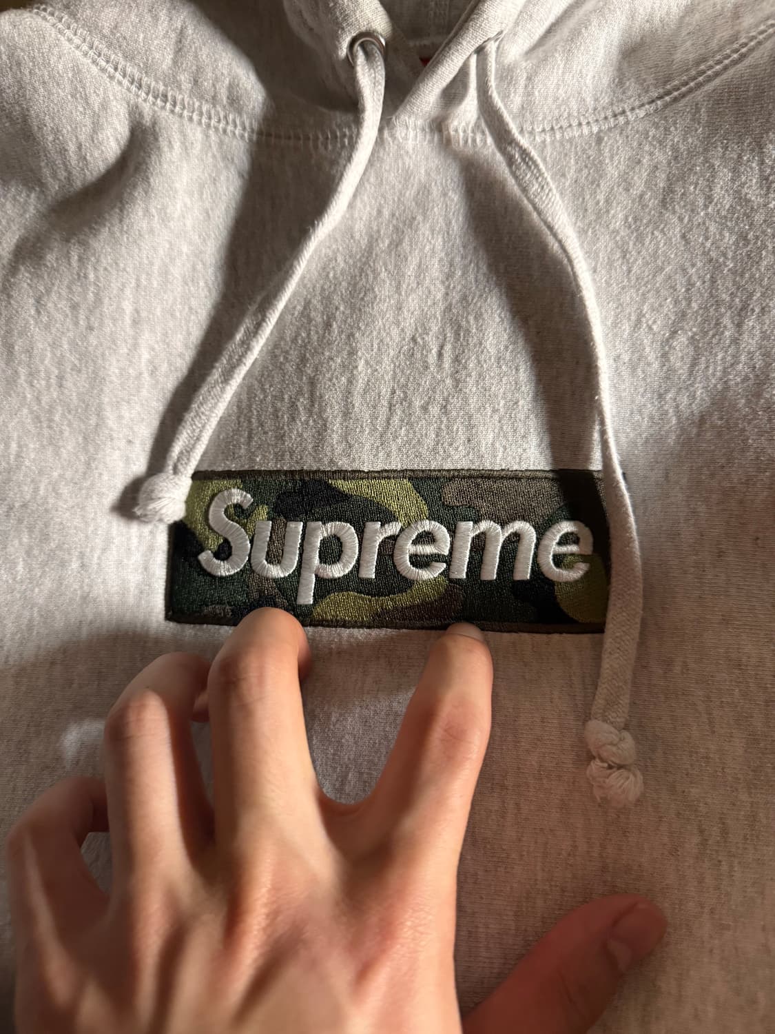 슈프림 카모 박스로고 후드티 상품이미지3