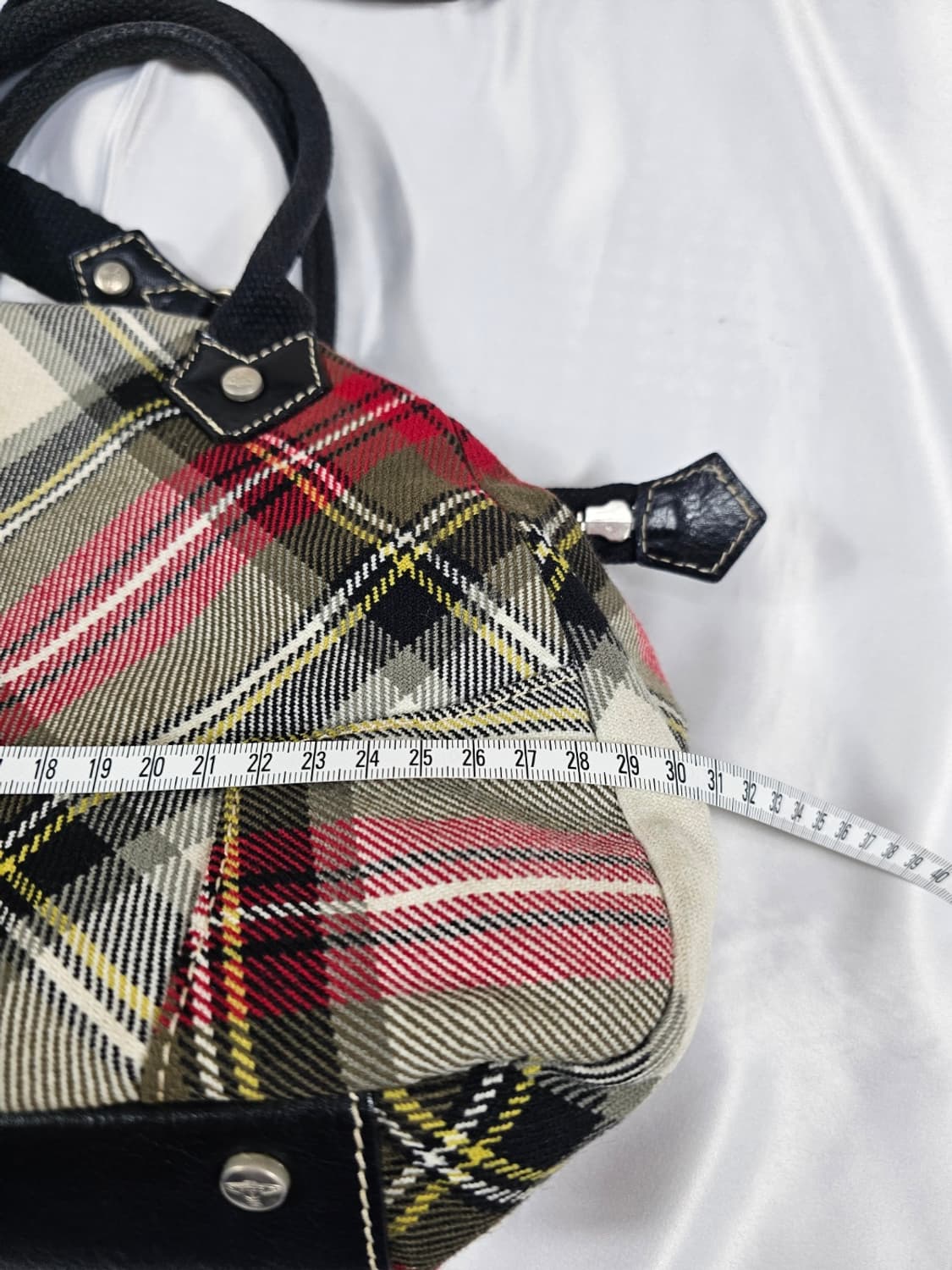 비비안웨스트우드야스민백 상품이미지4