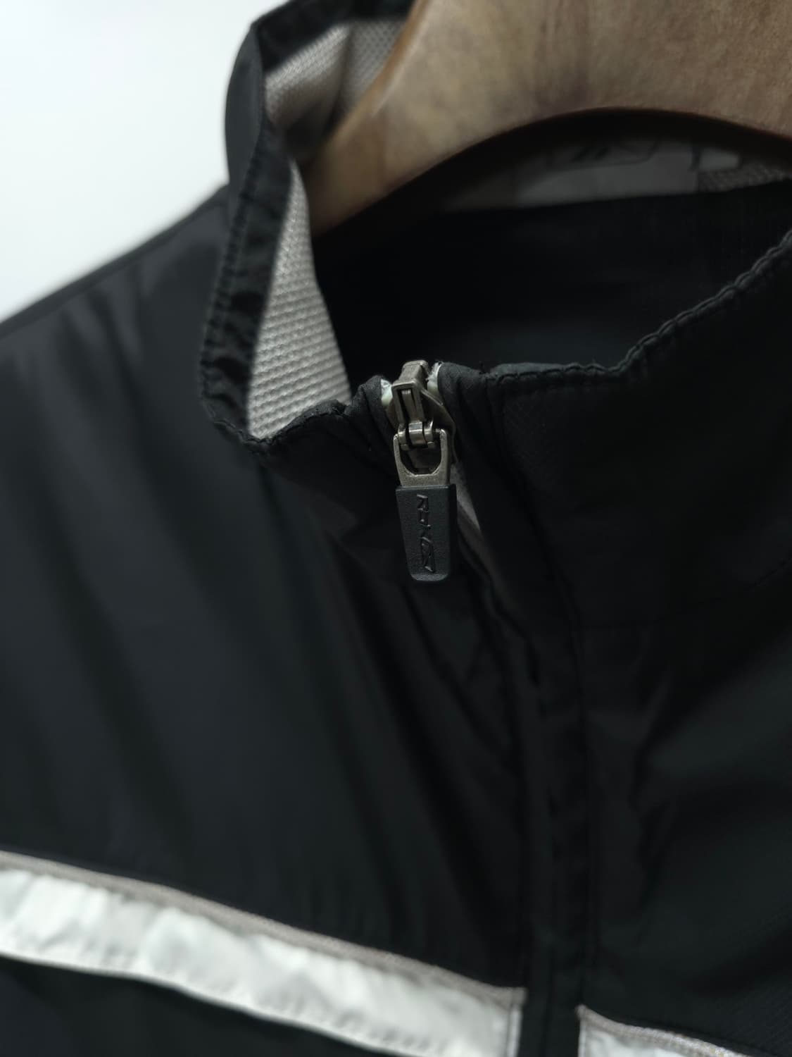 리복 RBK 블랙 바람막이 자켓 ( 남성95 ) 상품이미지3