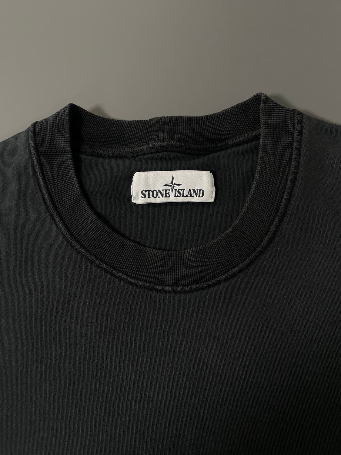 [L] 스톤아일랜드 와펜 코튼 스웻셔츠 맨투맨 QR인증 상품이미지10