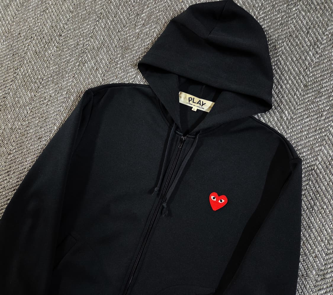 꼼데가르송 레드와펜 블랙 후드집업 상품이미지3