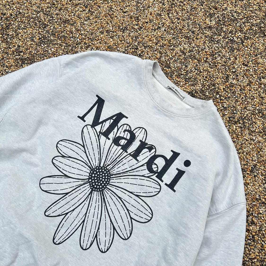 마르디 메크르디 그레이 플라워 맨투맨 상품이미지2