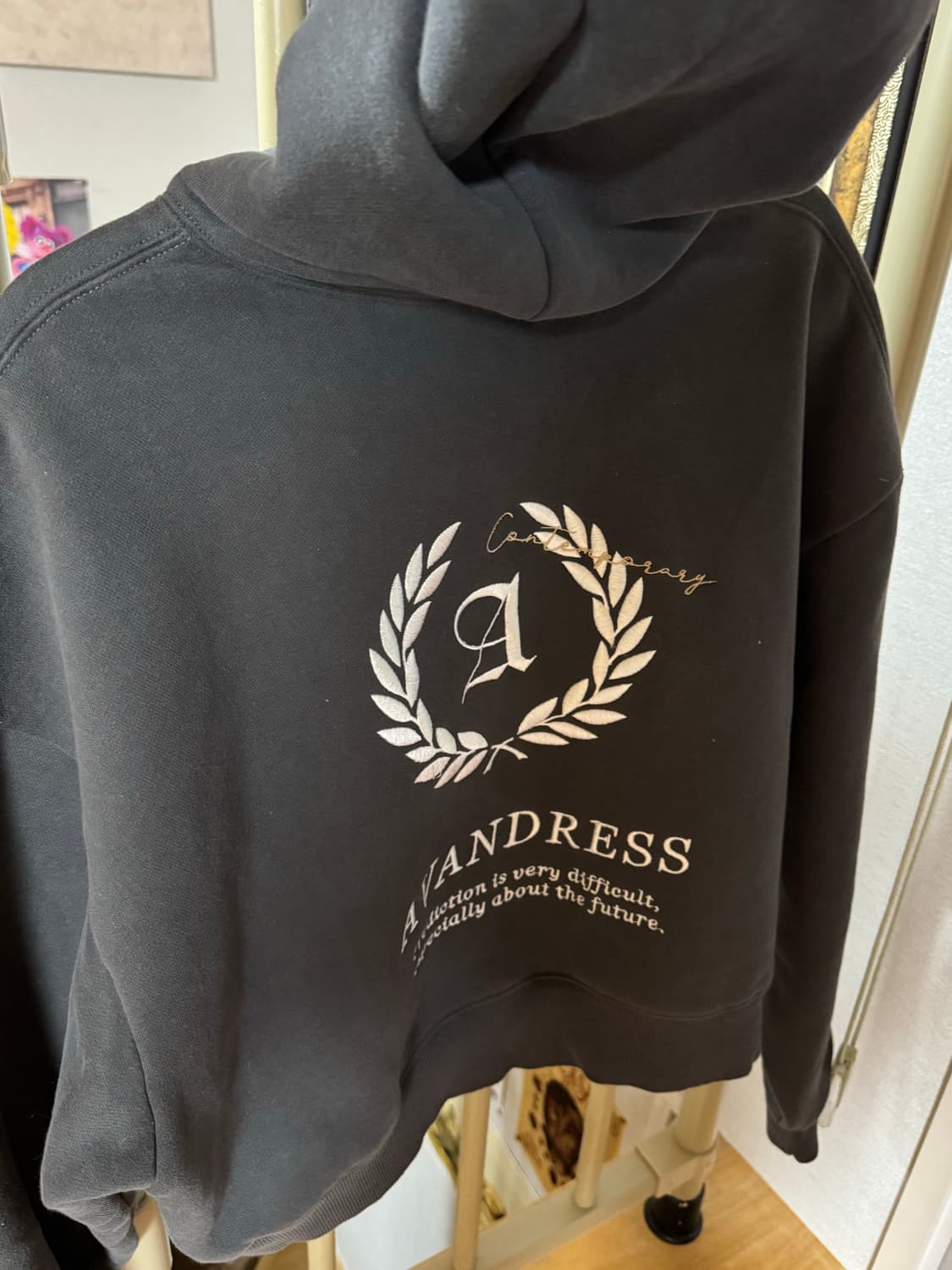 어반드레스 월계수 자수 크롭 후디 상품이미지7