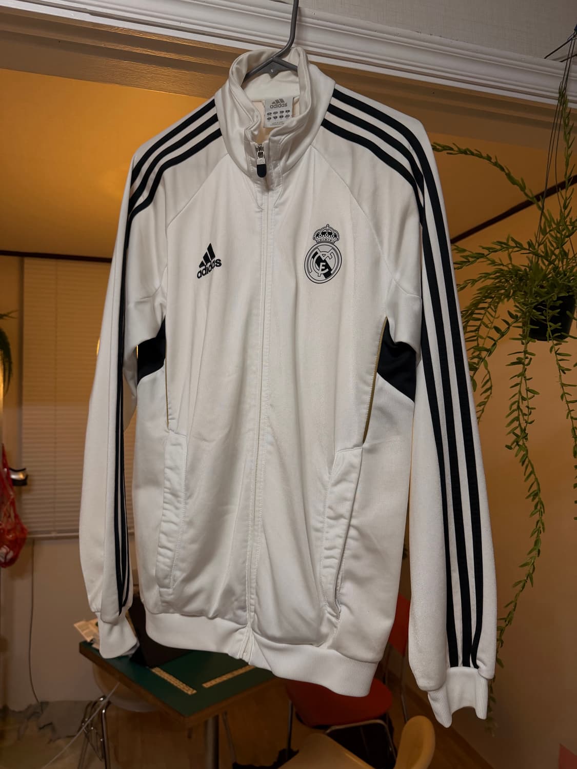 Realmadrid jersey M 상품이미지1