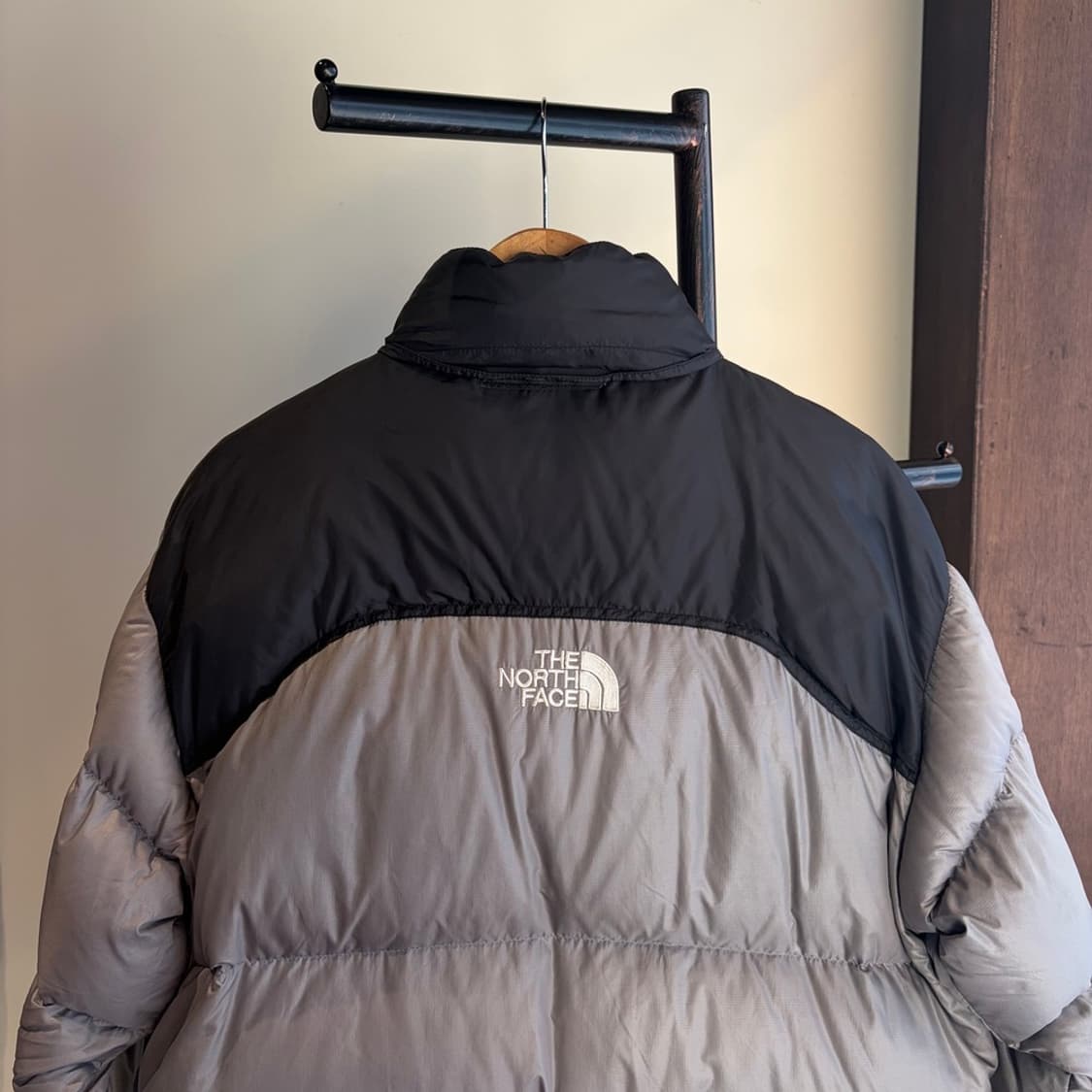 15431 - 노스페이스 700 눕시 센터 로고 패딩 상품이미지6