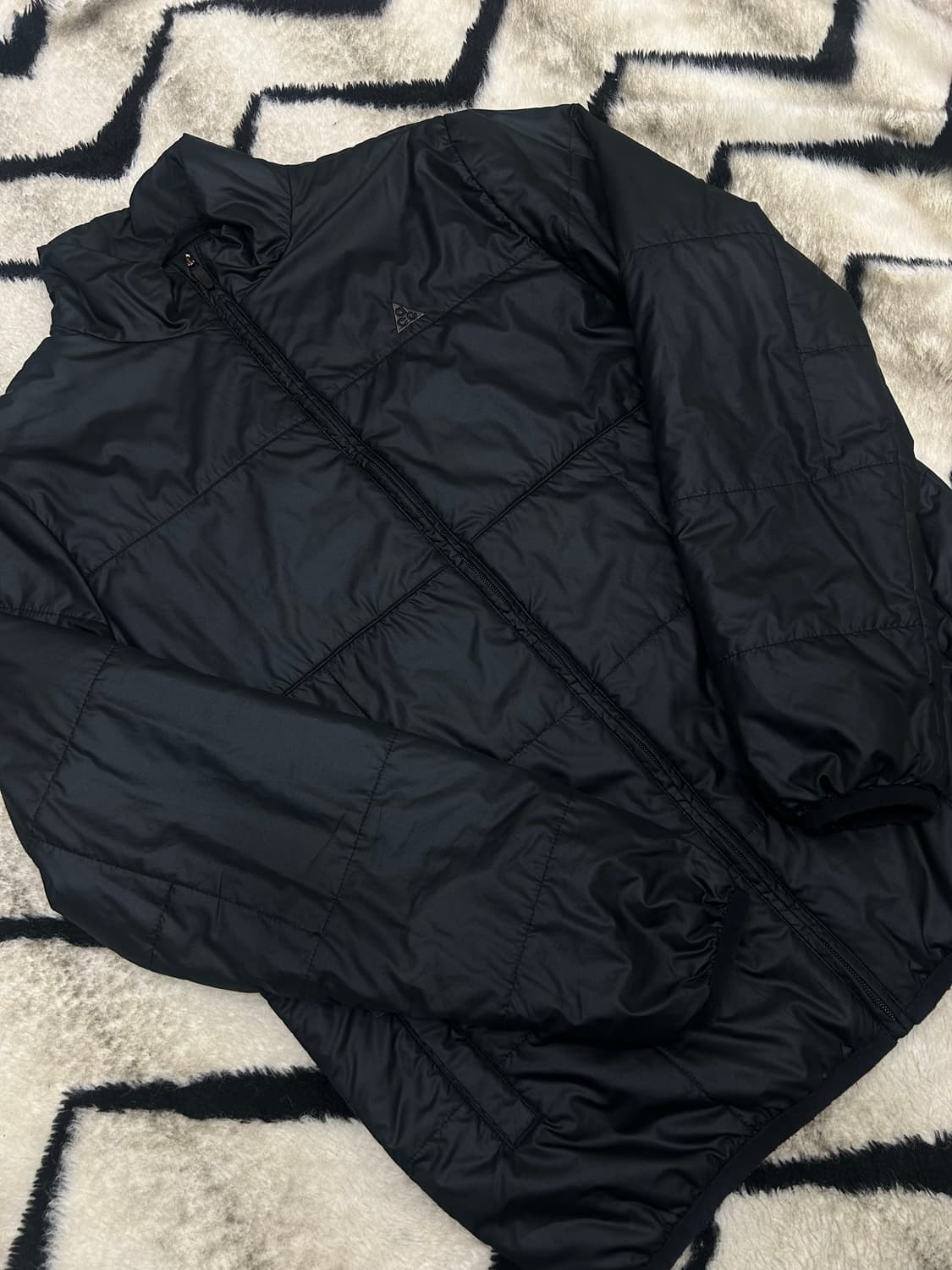 [L]나이키ACG 경량 패딩 자켓/블랙 상품이미지2