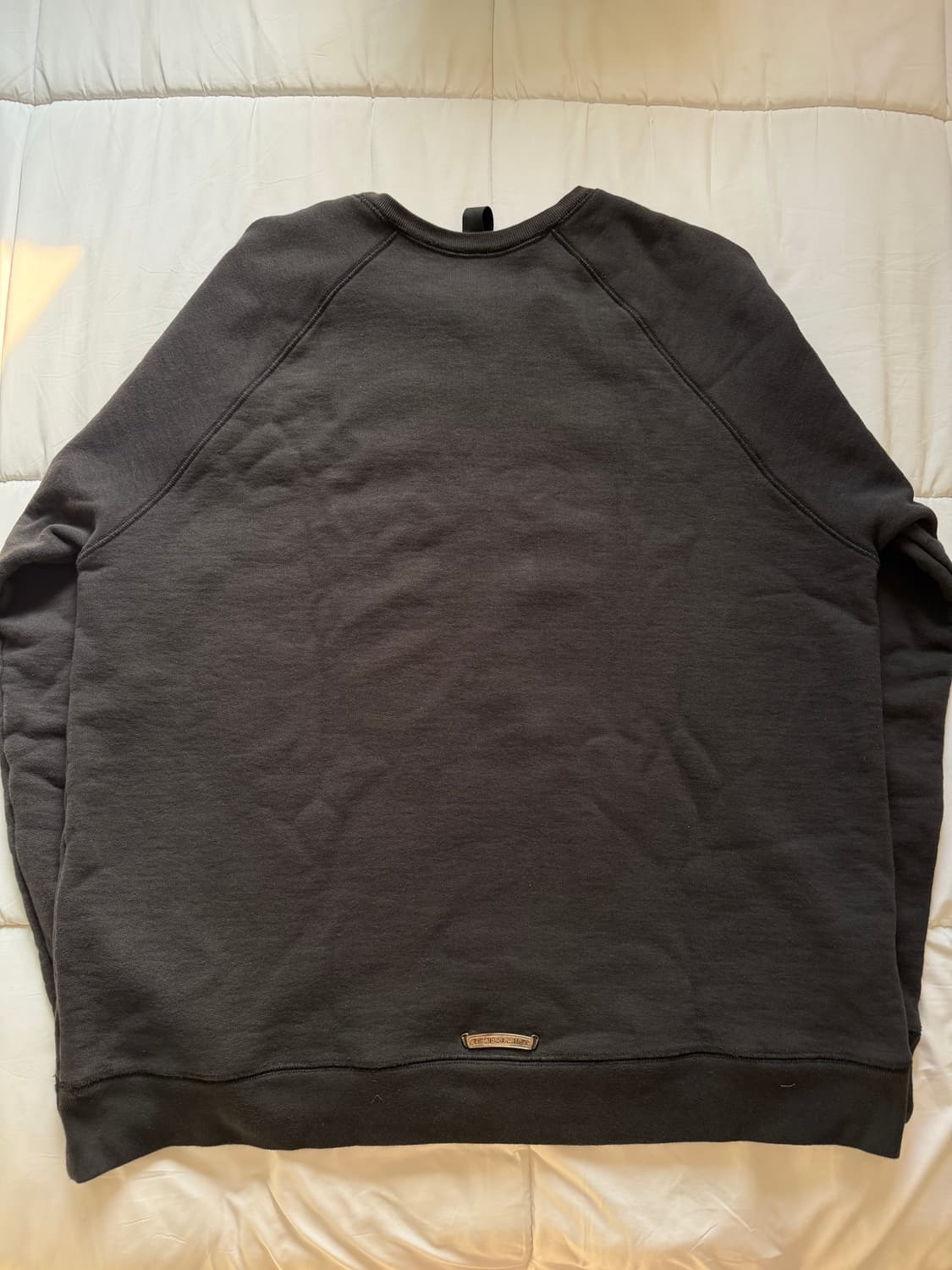 [XL] 크롬하츠 레더 패치 맨투맨 블랙 상품이미지4